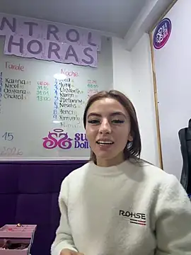   Nahomy online show from 03-17-26, 11:57