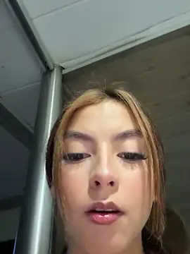   Nahomy online show from 04-01-26, 03:52