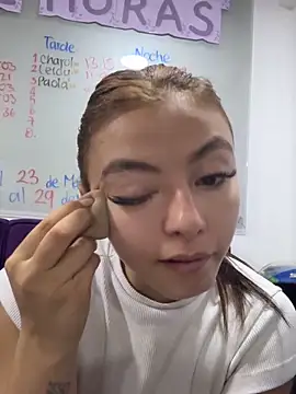   Nahomy online show from 03-26-26, 11:41