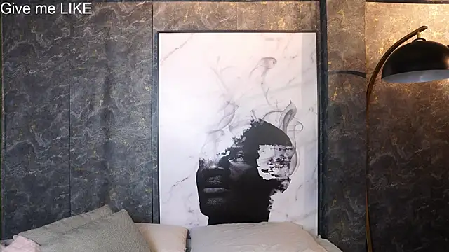 Mia and Belmonth online show from 04-10-26, 06:48