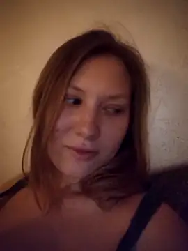 August Shine online show from 03-25-26, 08:08