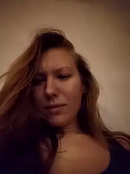 August Shine online show from 03-31-26, 06:32