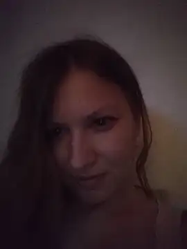 Snapshot of August_Shine chatting on 04-29-26, 06:14 August Shine online show from 04-29-26, 06:14