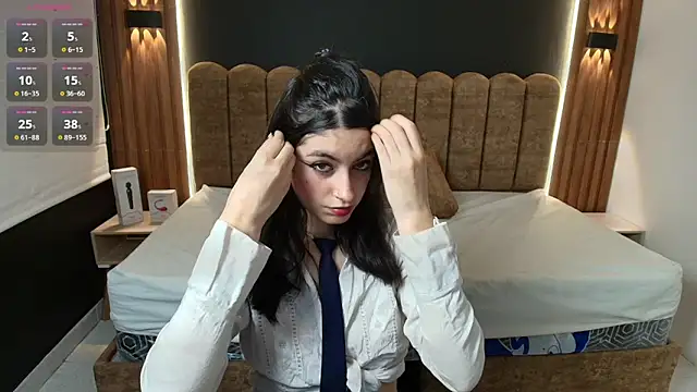 AmbarLee  online show from 03-12-26, 12:09