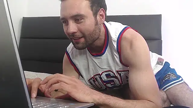 CarterHott online show from 04-28-26, 02:27