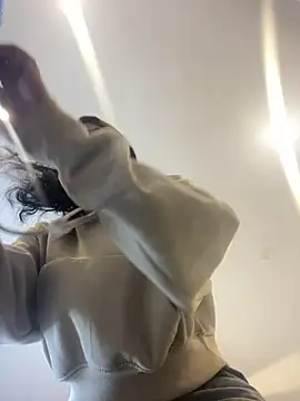 VioletaHills  online show from 04-13-26, 12:20