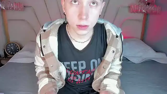 hollannd  online show from 07-21-26, 04:30