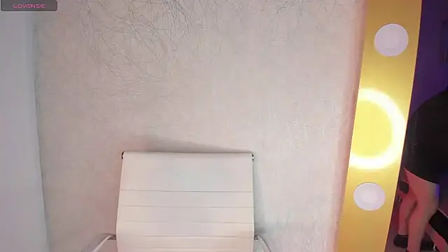 hollannd  online show from 07-23-26, 02:03