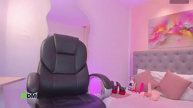 naomy jordan online show from 03-09-26, 09:40