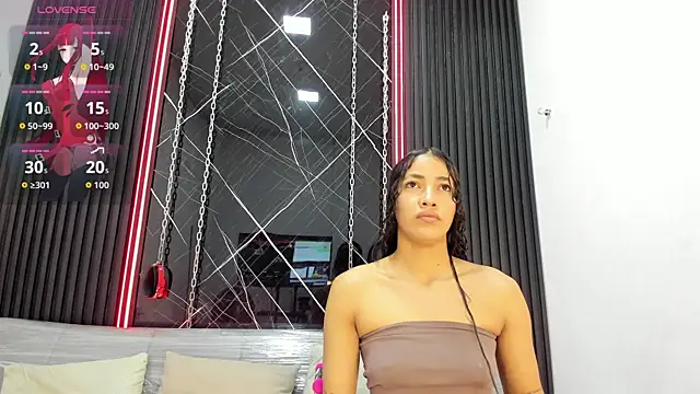 Megan Duskk online show from 04-10-26, 09:49