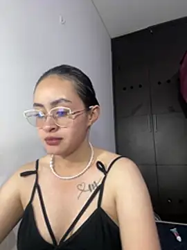 Anni Rose online show from 03-11-26, 11:54