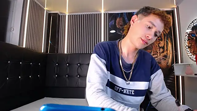  Santi2 online show from 03-04-26, 09:00