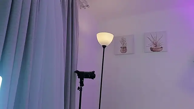 AlaiaRogers online show from 04-13-26, 10:19