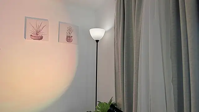 Snapshot of AlaiaRogers chatting on 05-29-26, 10:43 AlaiaRogers online show from 05-29-26, 10:43