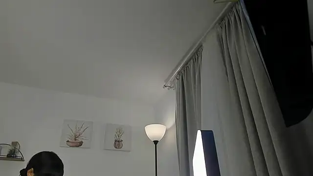 Snapshot of AlaiaRogers chatting on 06-02-26, 10:37 AlaiaRogers online show from 06-02-26, 10:37