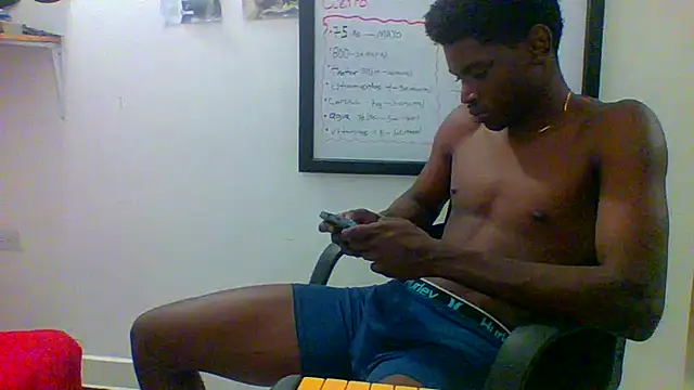 Snapshot of charles_king chatting on 05-10-26, 10:19 charles king online show from 05-10-26, 10:19