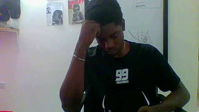 Snapshot of charles_king chatting on 05-05-26, 04:43 charles king online show from 05-05-26, 04:43