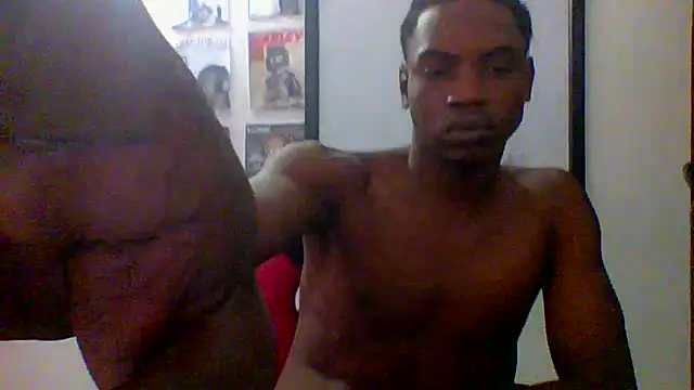 Snapshot of charles_king chatting on 06-07-26, 07:19 charles king online show from 06-07-26, 07:19