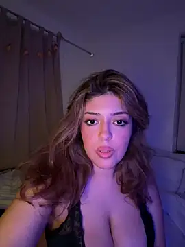 Snapshot of donya_star chatting on 03-20-26, 01:50 donya star online show from 03-20-26, 01:50