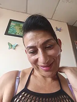 Lucia Rios online show from 06-04-26, 08:24