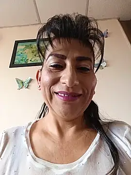 Lucia Rios online show from 05-18-26, 05:18