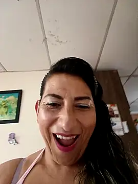 Lucia Rios online show from 03-10-26, 10:25