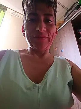 Lucia Rios online show from 05-19-26, 09:33