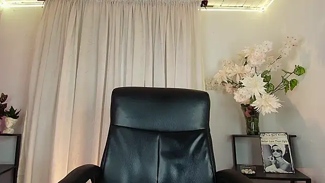 Andrejoness online show from 06-18-26, 12:09