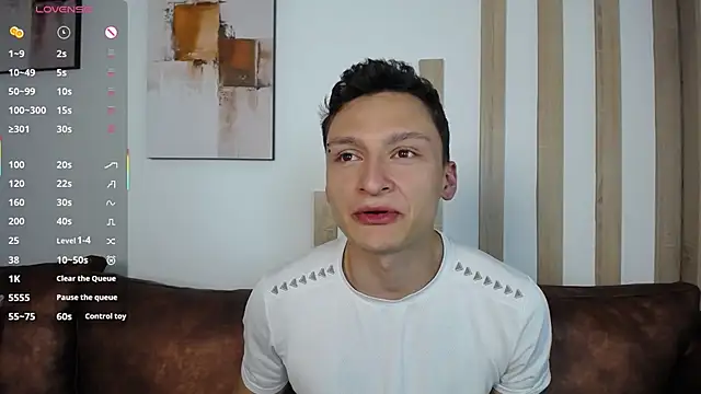 Snapshot of DIEGO_JONES chatting on 05-14-26, 02:58 DIEGO JONES online show from 05-14-26, 02:58