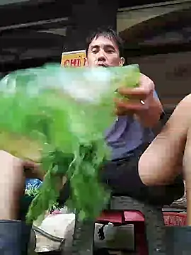 Snapshot of traiwe06 chatting on 07-01-26, 12:55 traiwe06 online show from 07-01-26, 12:55