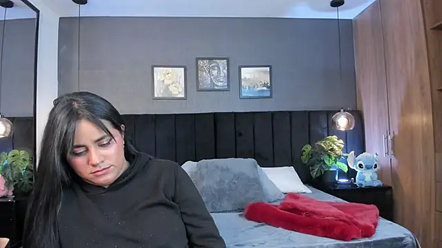 alejandra  garcia online show from 07-08-26, 03:41