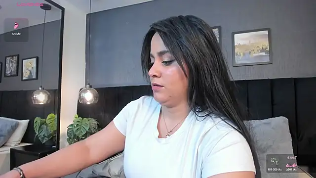 alejandra  garcia online show from 07-18-26, 03:37