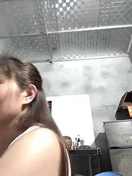 Lilinn  online show from 03-29-26, 11:45