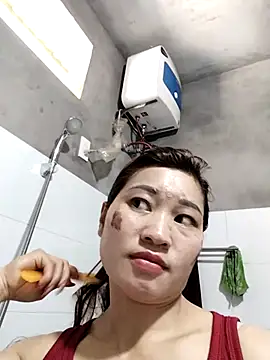 Lilinn  online show from 04-06-26, 04:30