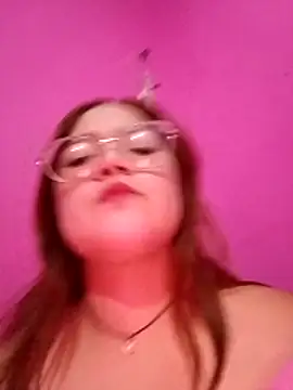 AmyGood online show from 03-09-26, 03:32