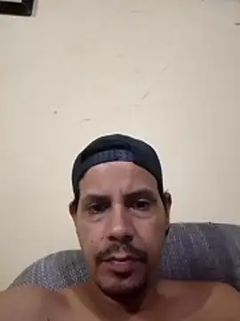 Snapshot of 1clemens chatting on 03-18-26, 05:21 1clemens online show from 03-18-26, 05:21