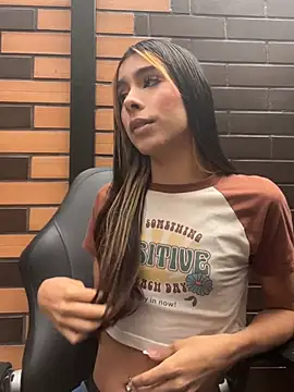 mxli divine  online show from 04-15-26, 02:21