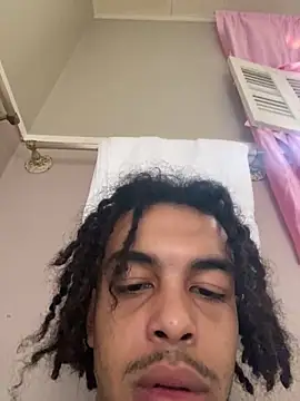 Snapshot of bkigdick225 chatting on 03-09-26, 02:31 bkigdick225 online show from 03-09-26, 02:31