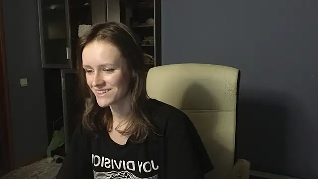Tender Swan online show from 03-20-26, 12:00