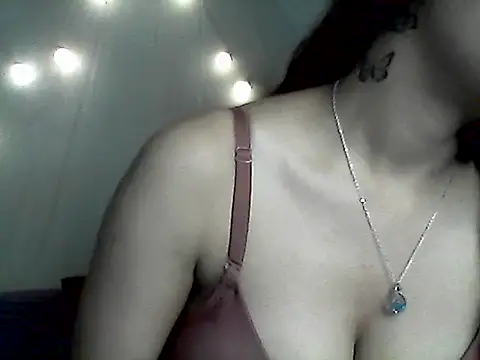 Snapshot of boldxx_G chatting on 05-19-26, 12:34 boldxx G online show from 05-19-26, 12:34