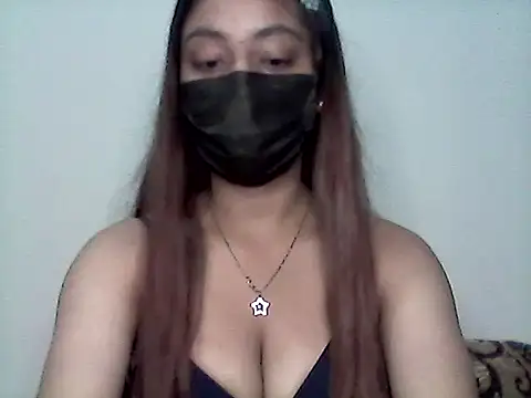Snapshot of boldxx_G chatting on 04-15-26, 02:32 boldxx G online show from 04-15-26, 02:32