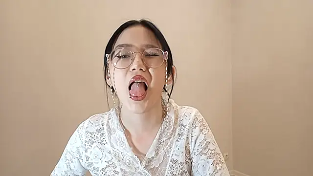 SolvedGlobe online show from 04-13-26, 01:15