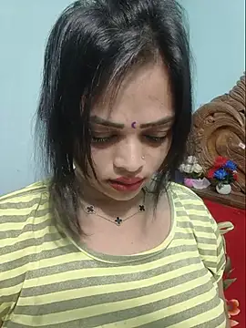 Snapshot of Beauty-3 chatting on 05-22-26, 12:14 Beauty-3 online show from 05-22-26, 12:14