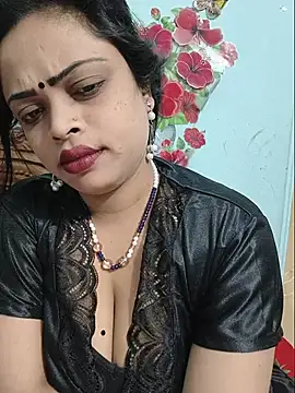 Snapshot of Beauty-3 chatting on 07-05-26, 07:54 Beauty-3 online show from 07-05-26, 07:54