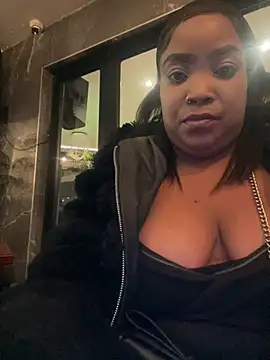 friendlybitch22 online show from 05-06-26, 06:56