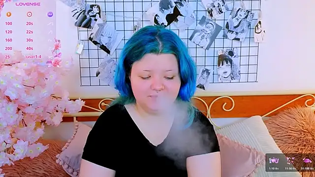 Snapshot of Lunaar_ chatting on 07-10-26, 05:29 Lunaar online show from 07-10-26, 05:29