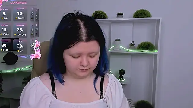 Lunaar  online show from 03-27-26, 06:33