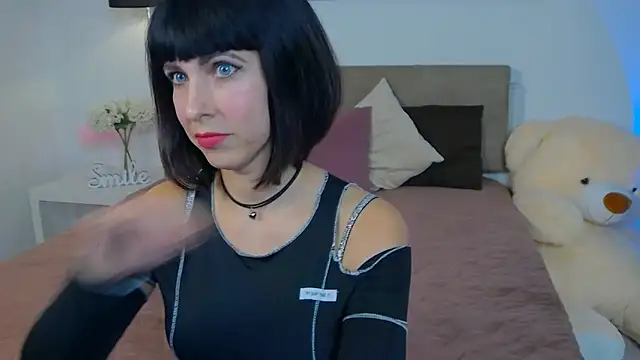 HeidieRaven online show from 03-09-26, 12:41