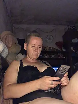 Snapshot of SofiaAmour chatting on 07-29-26, 06:40 SofiaAmour online show from 07-29-26, 06:40