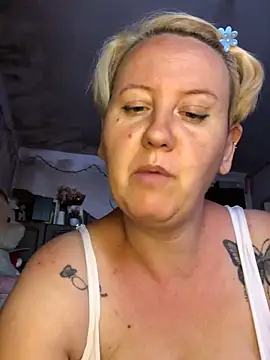 Snapshot of SofiaAmour chatting on 06-14-26, 02:29 SofiaAmour online show from 06-14-26, 02:29